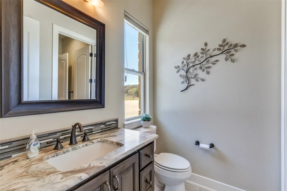 3738 County Road 258 Liberty Hill, TX 78642