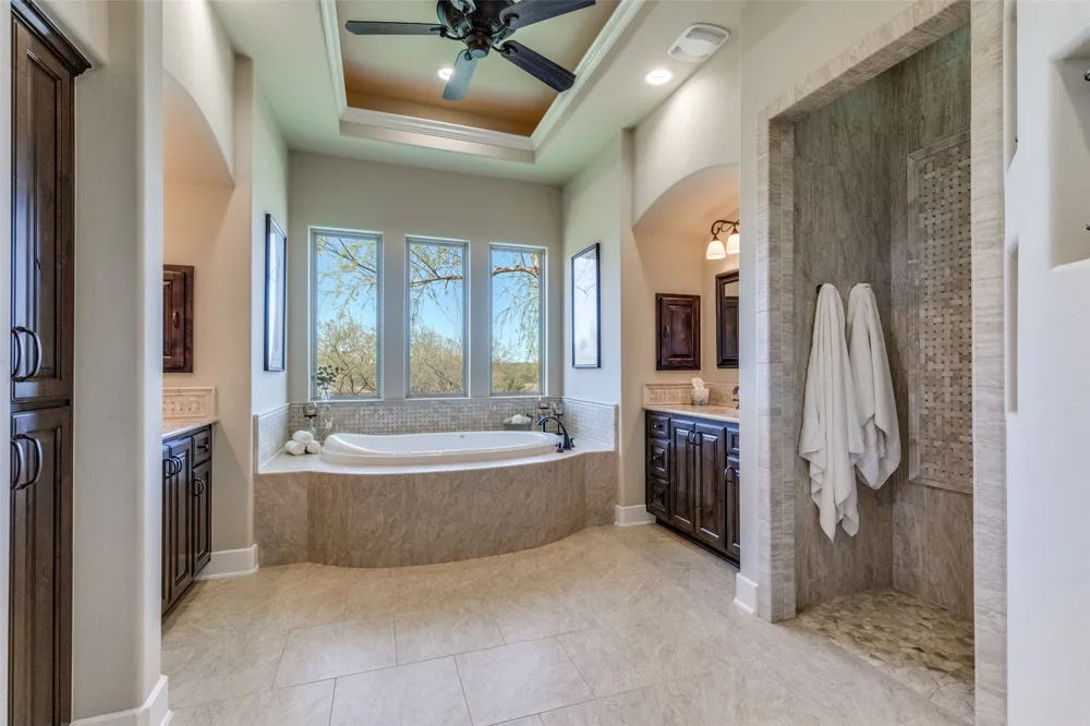 3738 County Road 258 Liberty Hill, TX 78642