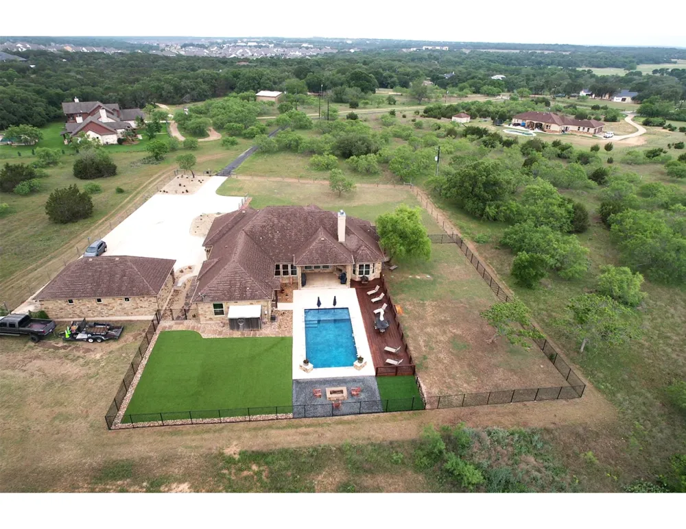 3738 County Road 258 Liberty Hill, TX 78642