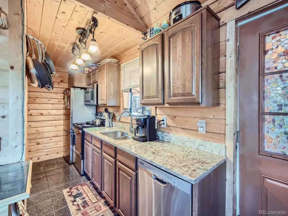 139 Hayes Road Bailey, CO 80421
