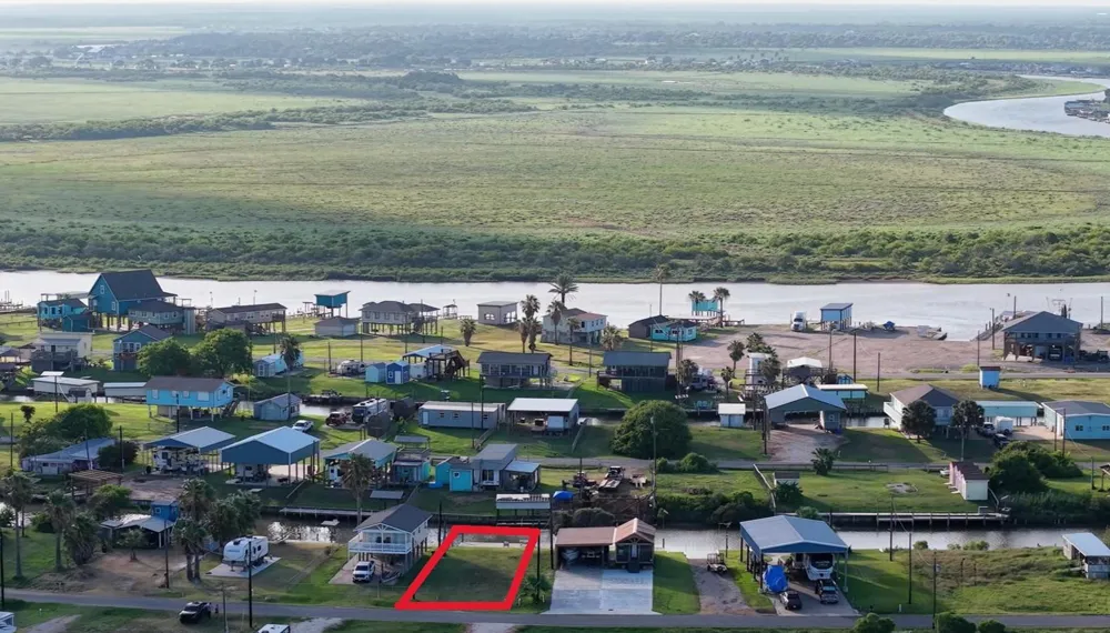 1222 County Road 204 Sargent, TX 77414