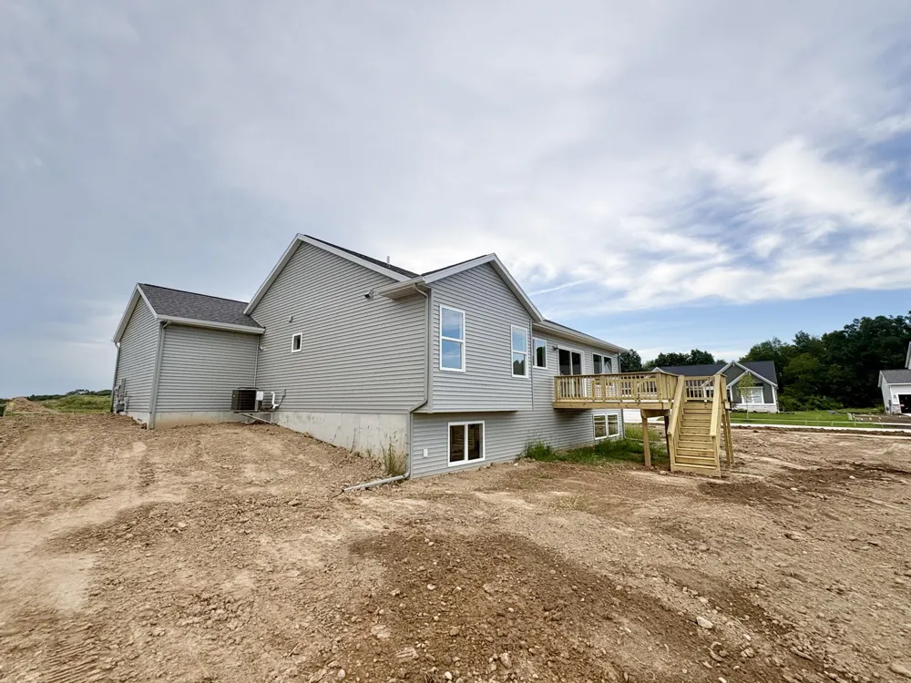 7070 Kettle Dale Avenue SE Alto, MI 49302
