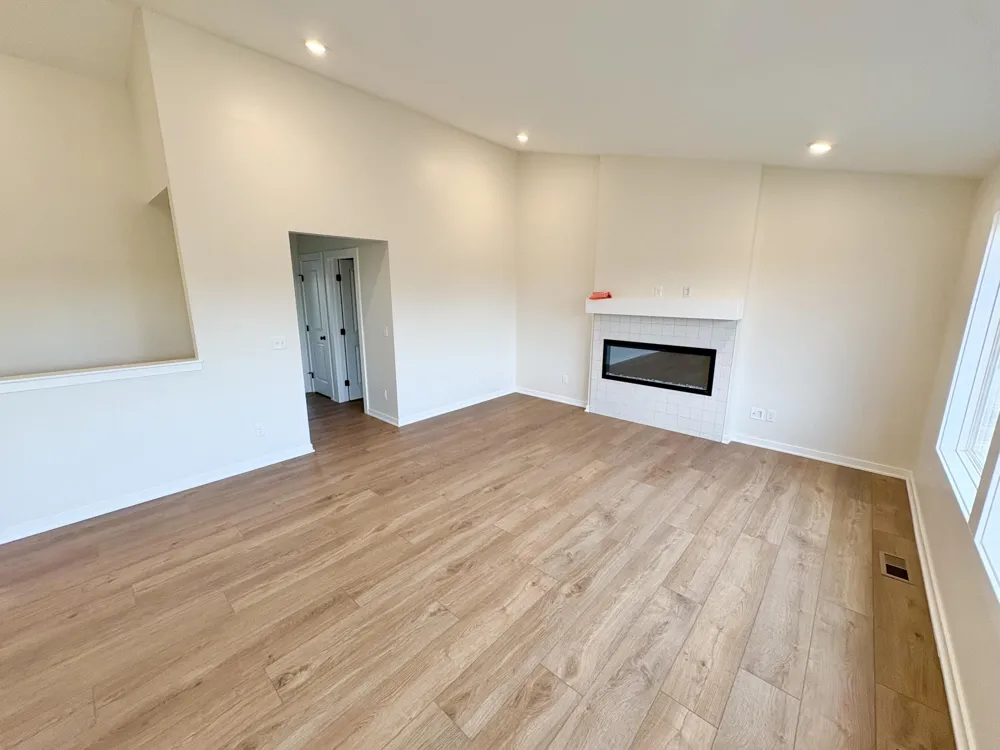 7070 Kettle Dale Avenue SE Alto, MI 49302
