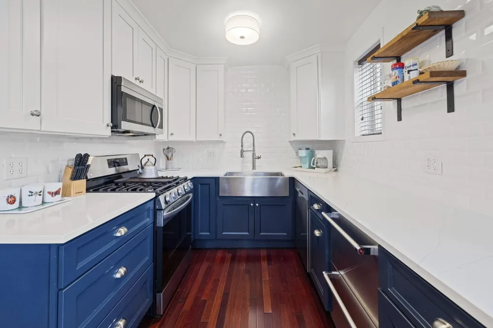 607 Sherwood Avenue Three Oaks, MI 49128