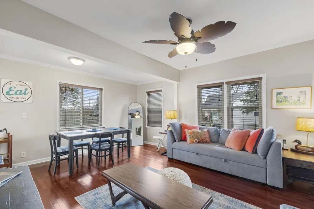 607 Sherwood Avenue Three Oaks, MI 49128
