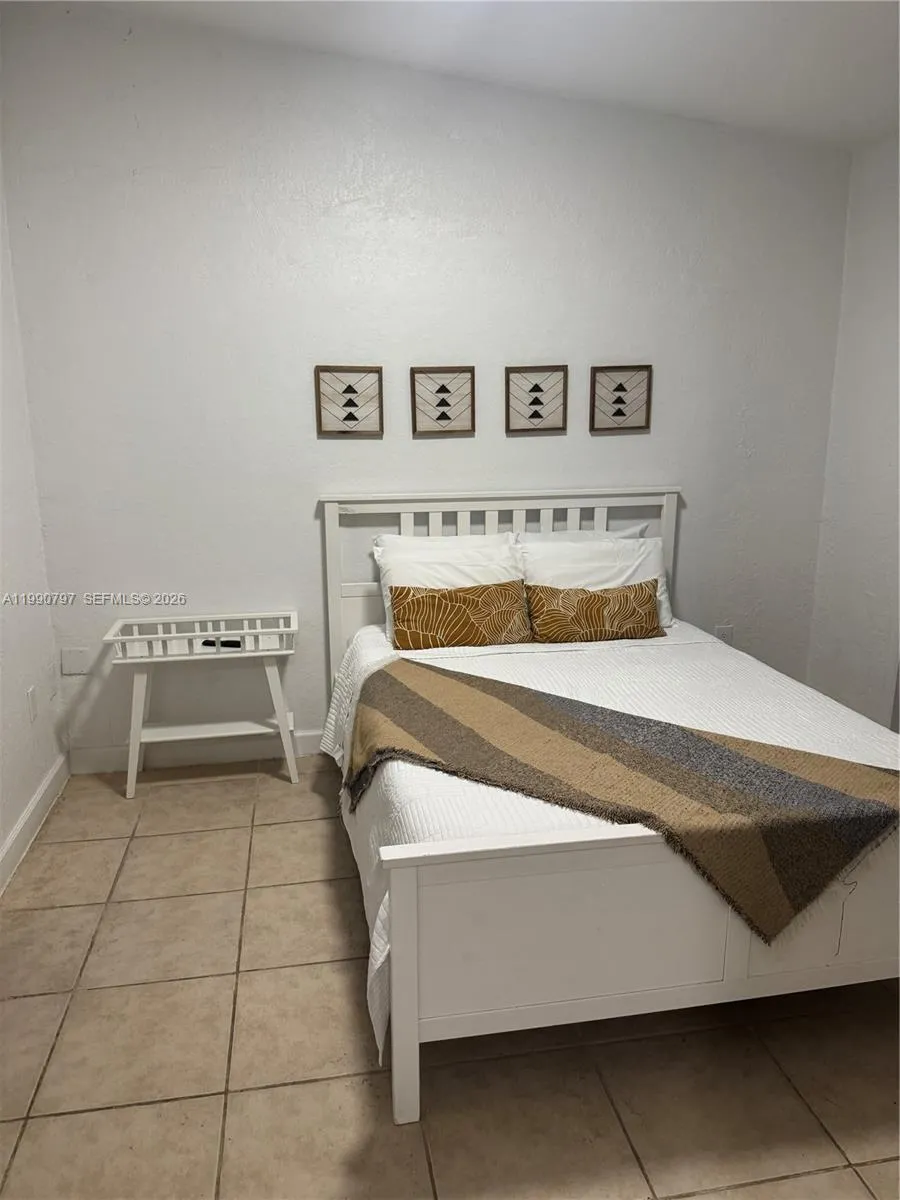 6126 SW 61st St South Miami, FL 33143