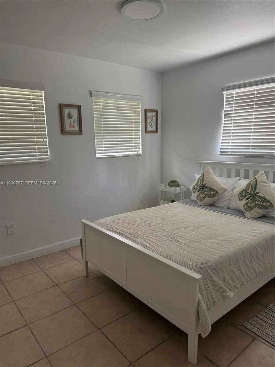 6126 SW 61st St South Miami, FL 33143