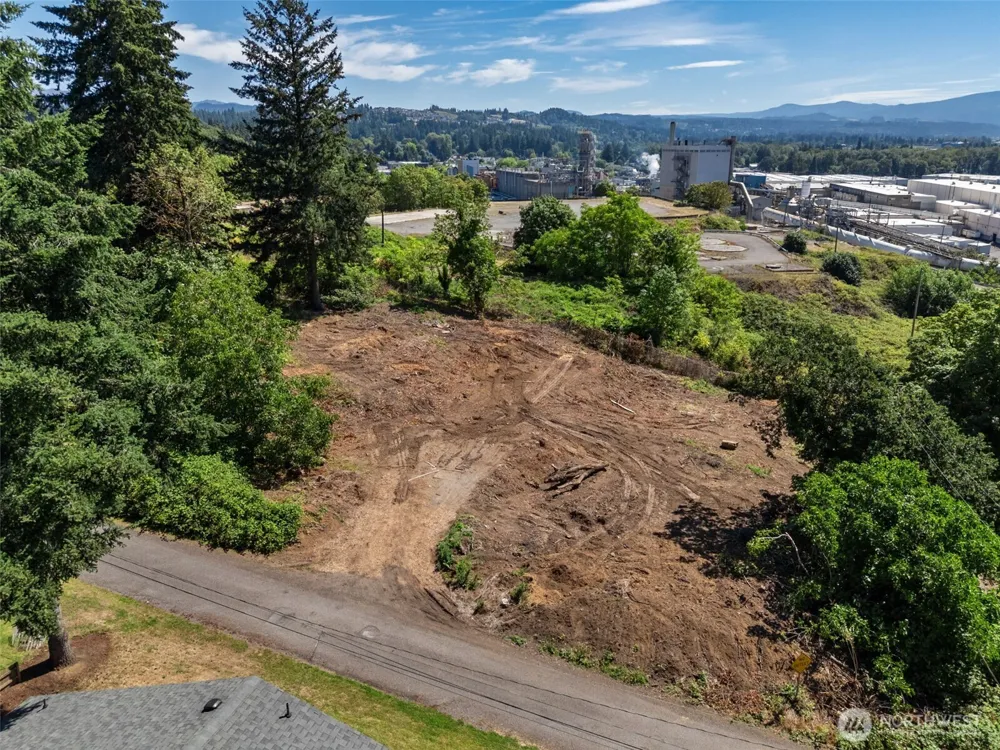 512 NW Elm Street Camas, WA 98607