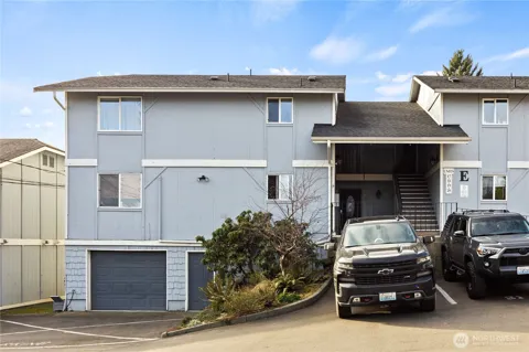 700 Ford Avenue #17