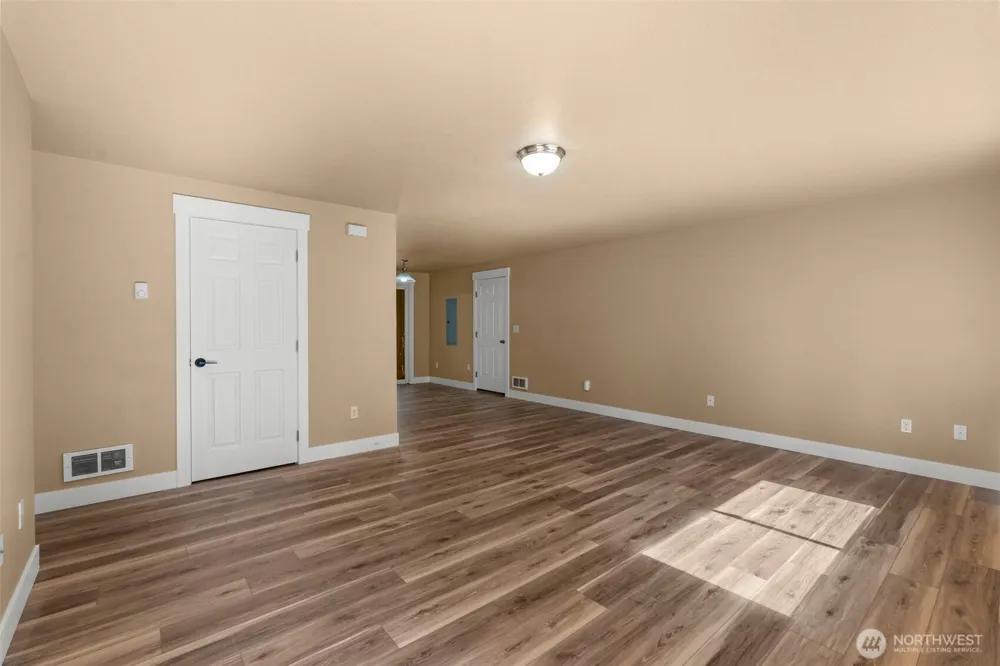 110 Sunny Basin Road Castle Rock, WA 98611