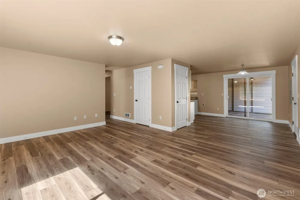 110 Sunny Basin Road Castle Rock, WA 98611