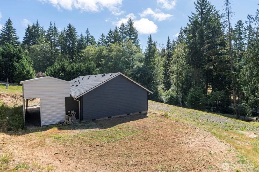 110 Sunny Basin Road Castle Rock, WA 98611