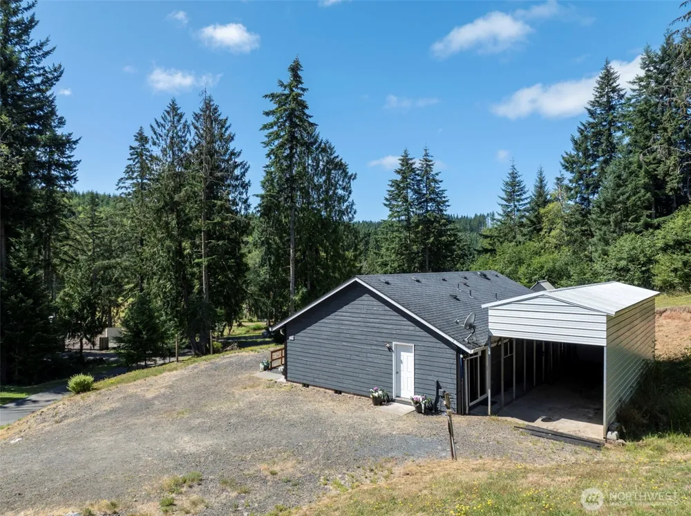 110 Sunny Basin Road Castle Rock, WA 98611