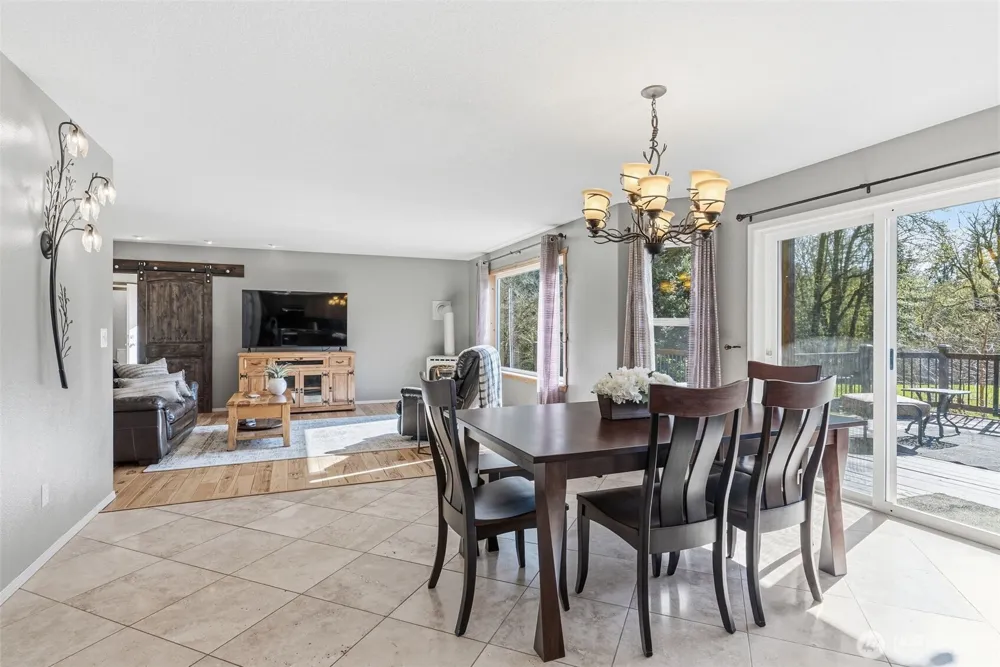 34602 NE 49th Place La Center, WA 98629