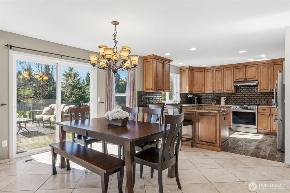 34602 NE 49th Place La Center, WA 98629
