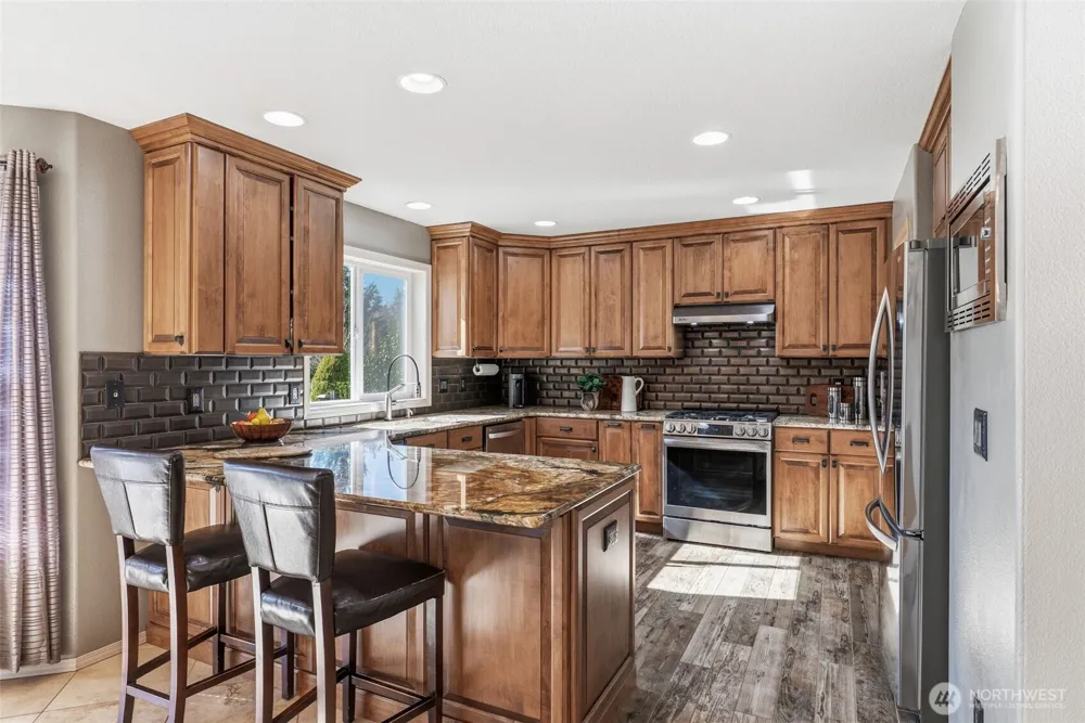 34602 NE 49th Place La Center, WA 98629