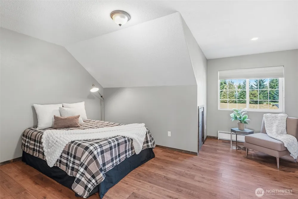 34602 NE 49th Place La Center, WA 98629