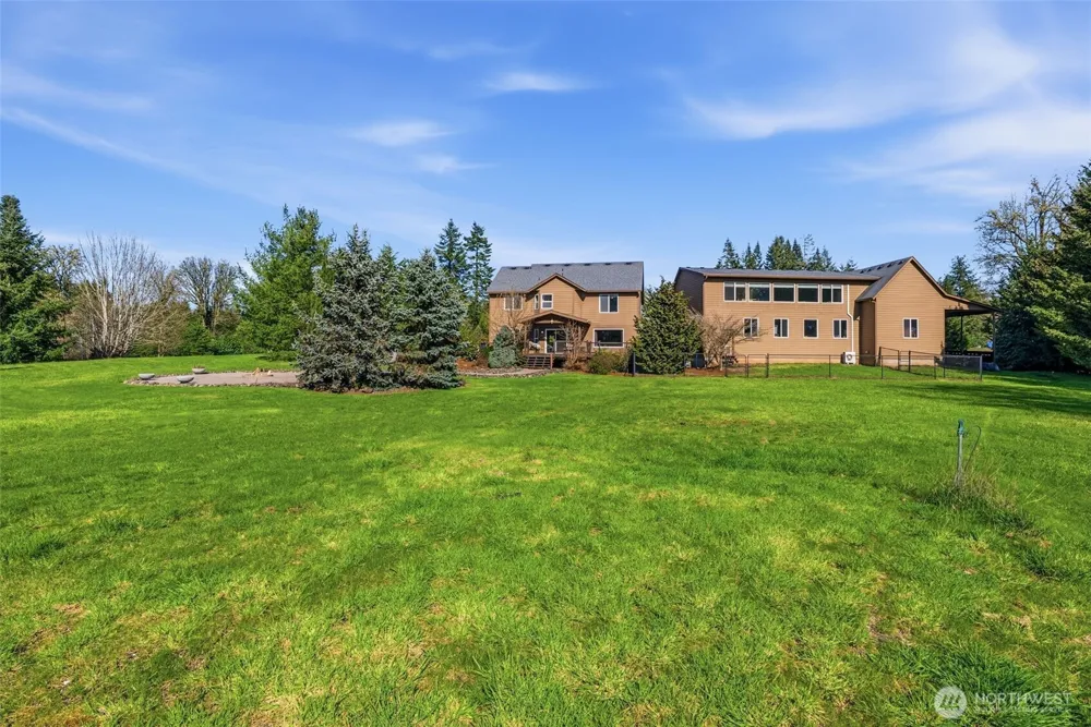34602 NE 49th Place La Center, WA 98629
