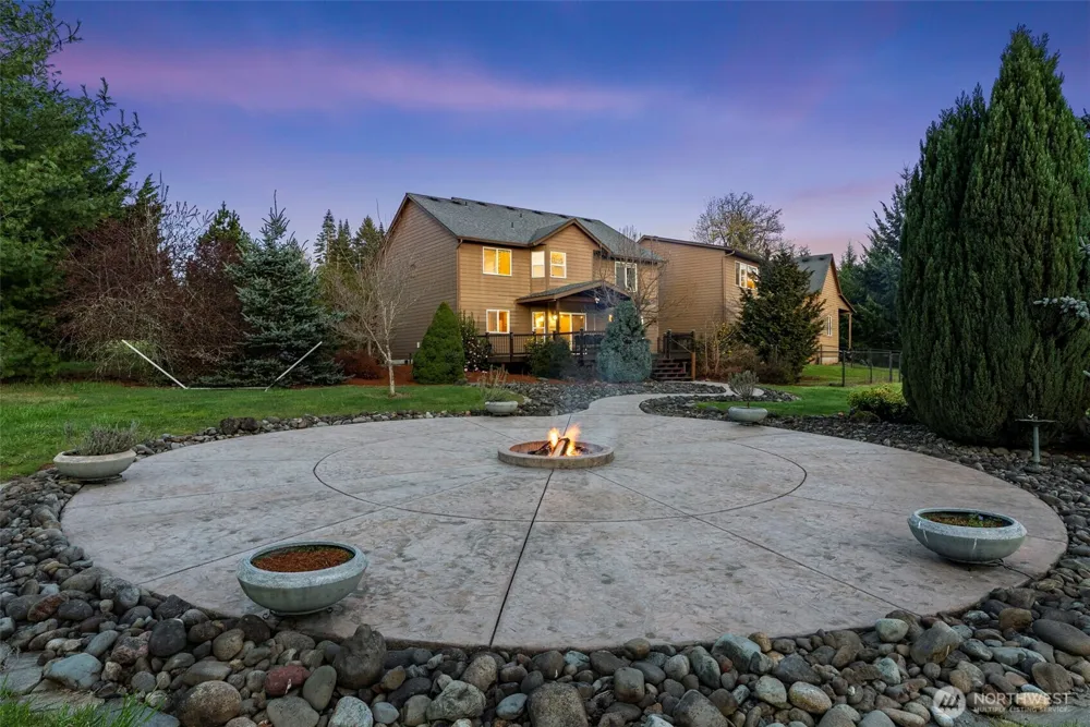 34602 NE 49th Place La Center, WA 98629