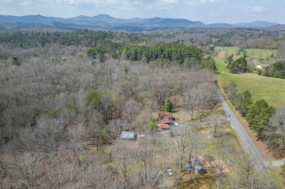 1266 Ford Road Warne, NC 28909