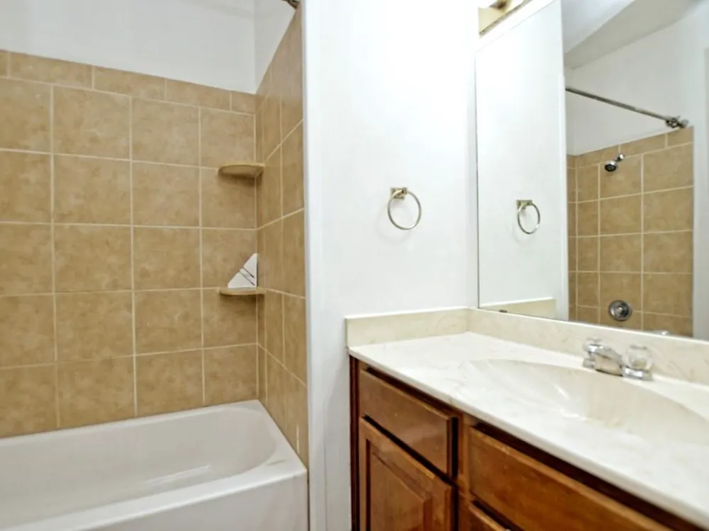 2216 San Gabriel Street #105 Austin, TX 78705