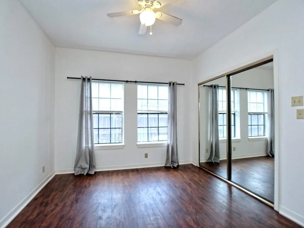 2216 San Gabriel Street #105 Austin, TX 78705