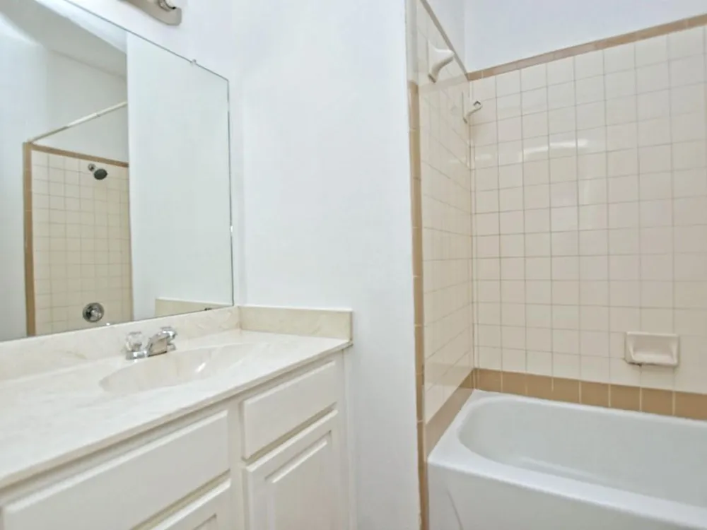 2216 San Gabriel Street #105 Austin, TX 78705
