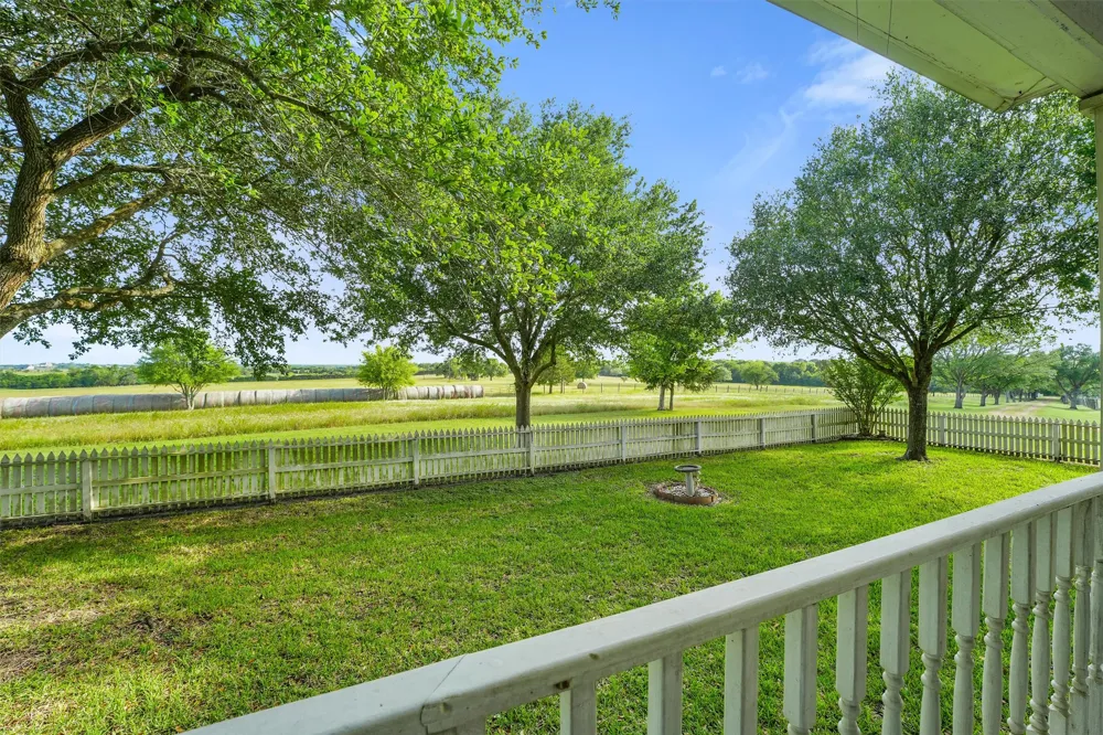 9058 Sam Houston Road Brenham, TX 77833