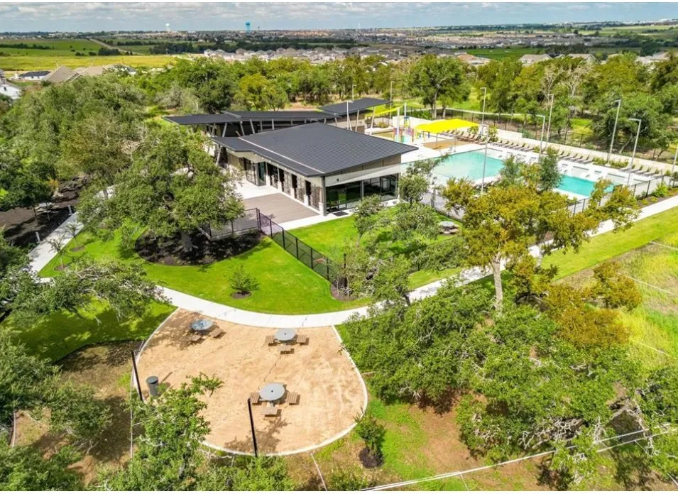 408 Bedford Falls Lane Jarrell, TX 76537