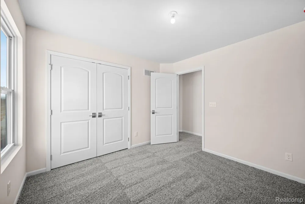 27110 Gallop Way Saline Township, MI 48176