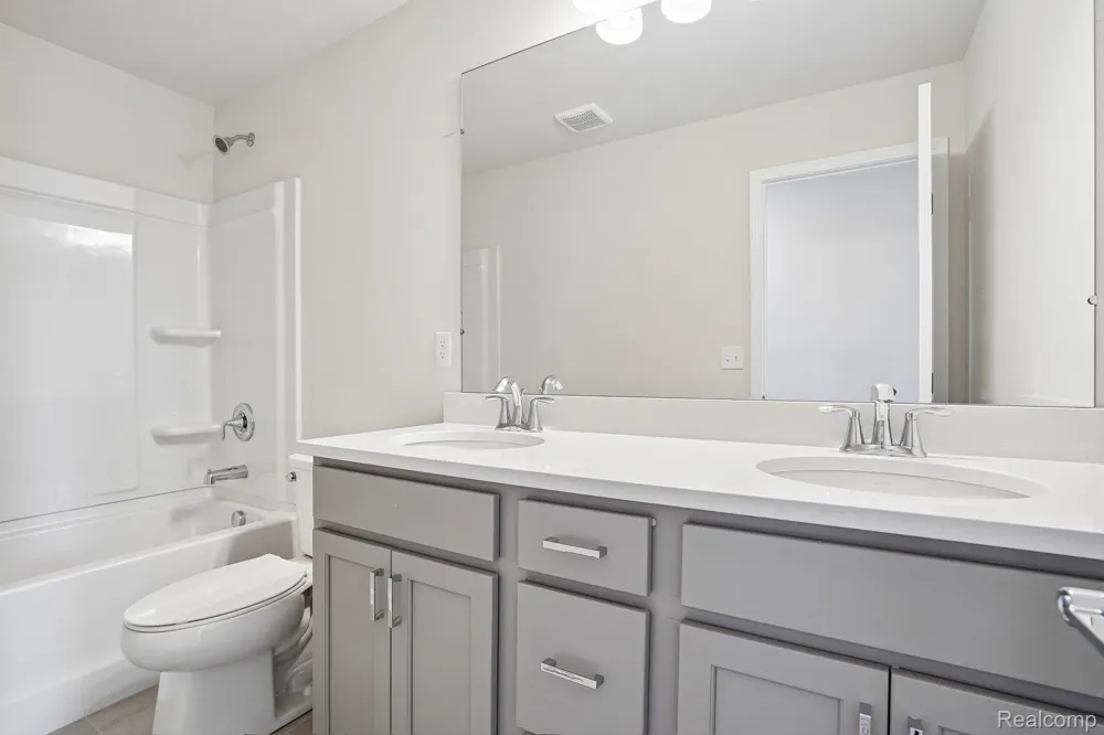 27110 Gallop Way Saline Township, MI 48176