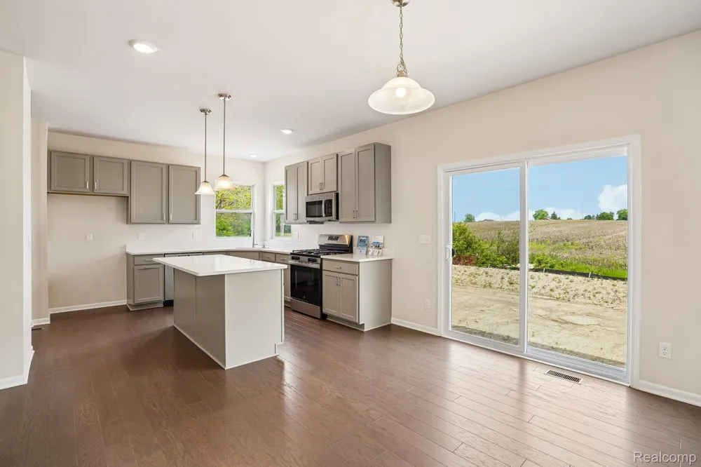 27110 Gallop Way Saline Township, MI 48176
