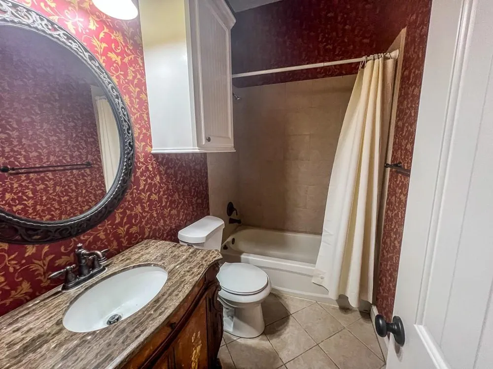 9500 Mayfield - Main House Unit A Shiro, TX 77876