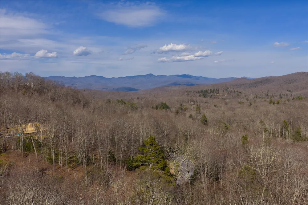 D14 Mossy Bark Trail Glenville, NC 28736