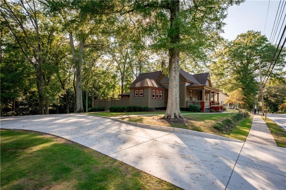152-A Rivertown Road Fairburn, GA 30213