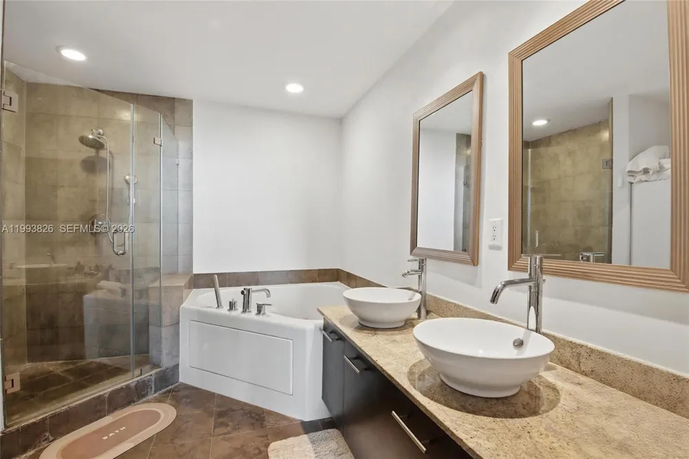 3029 NE 188th St #904 Aventura, FL 33180
