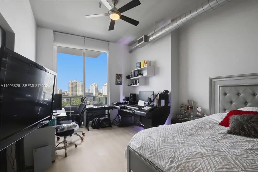 3029 NE 188th St #904 Aventura, FL 33180