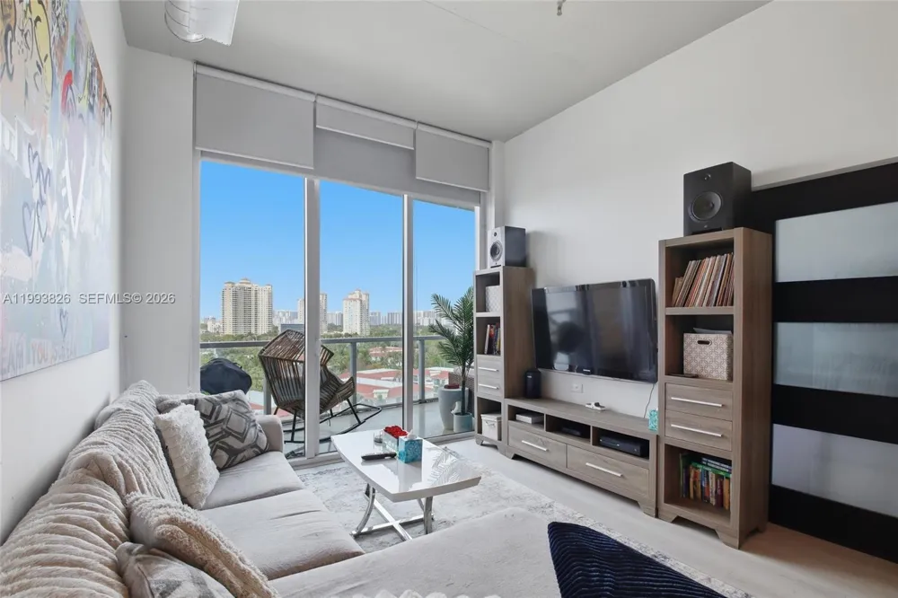 3029 NE 188th St #904 Aventura, FL 33180