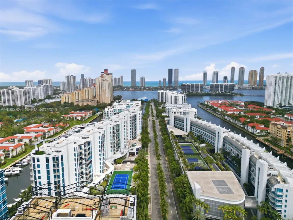3029 NE 188th St #904 Aventura, FL 33180