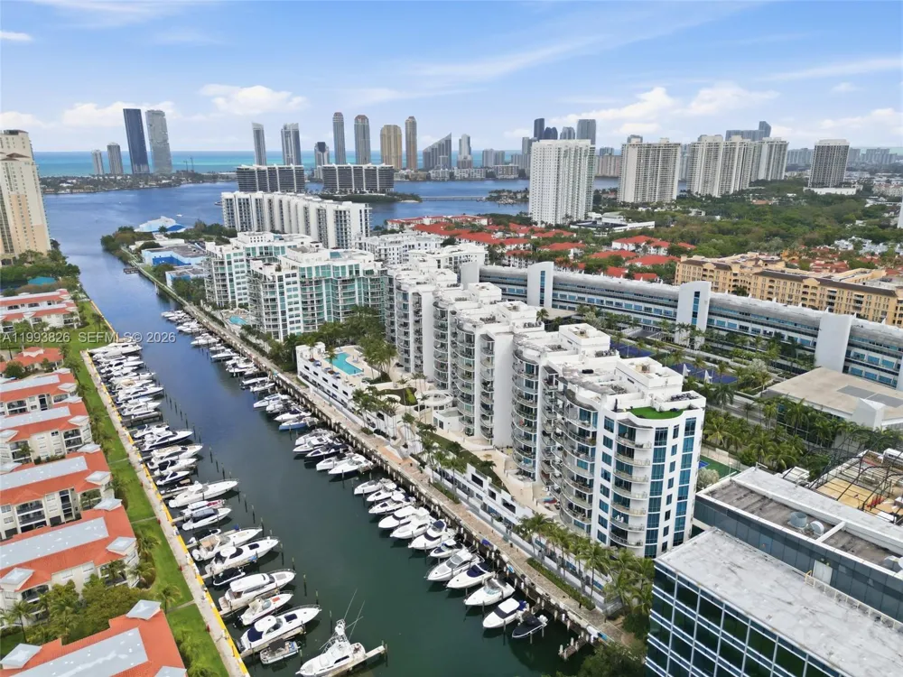 3029 NE 188th St #904 Aventura, FL 33180