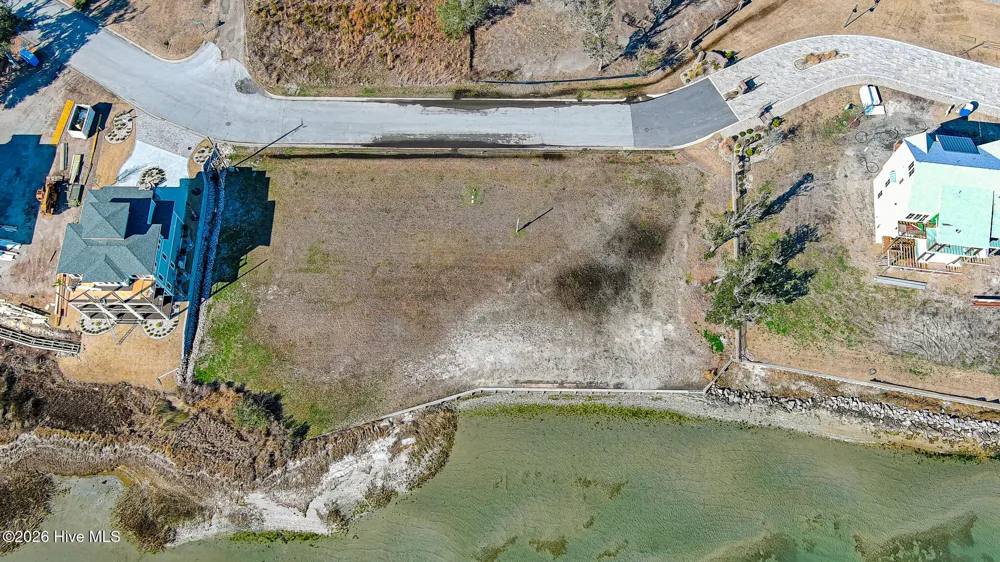 4729 S Shore Drive Morehead City, NC 28557