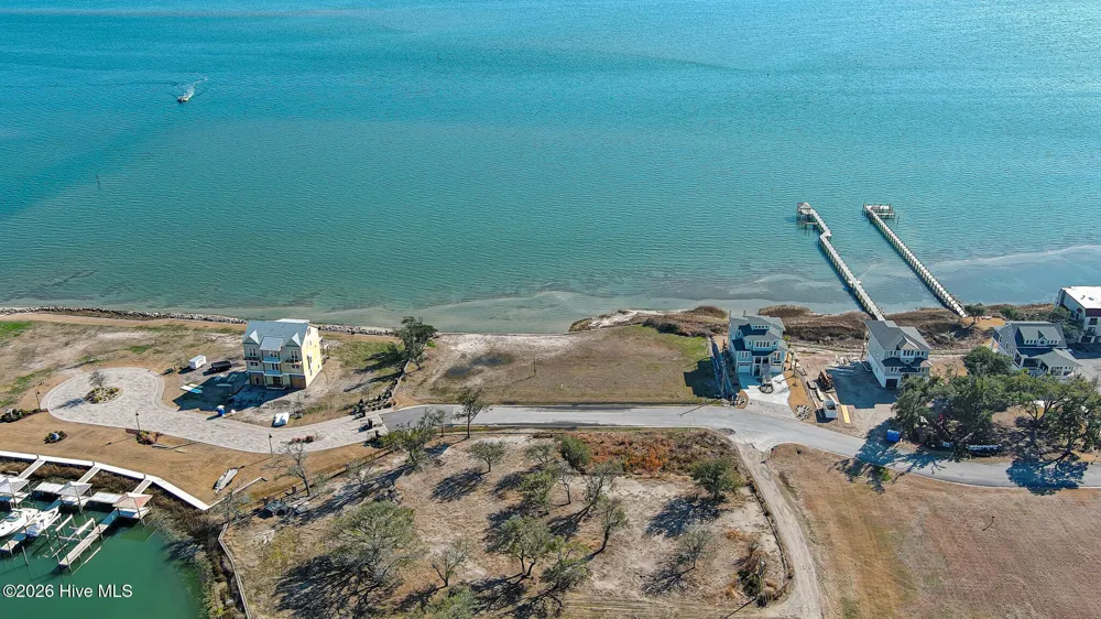 4729 S Shore Drive Morehead City, NC 28557