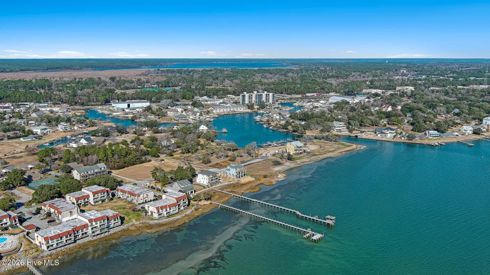 4729 S Shore Drive Morehead City, NC 28557