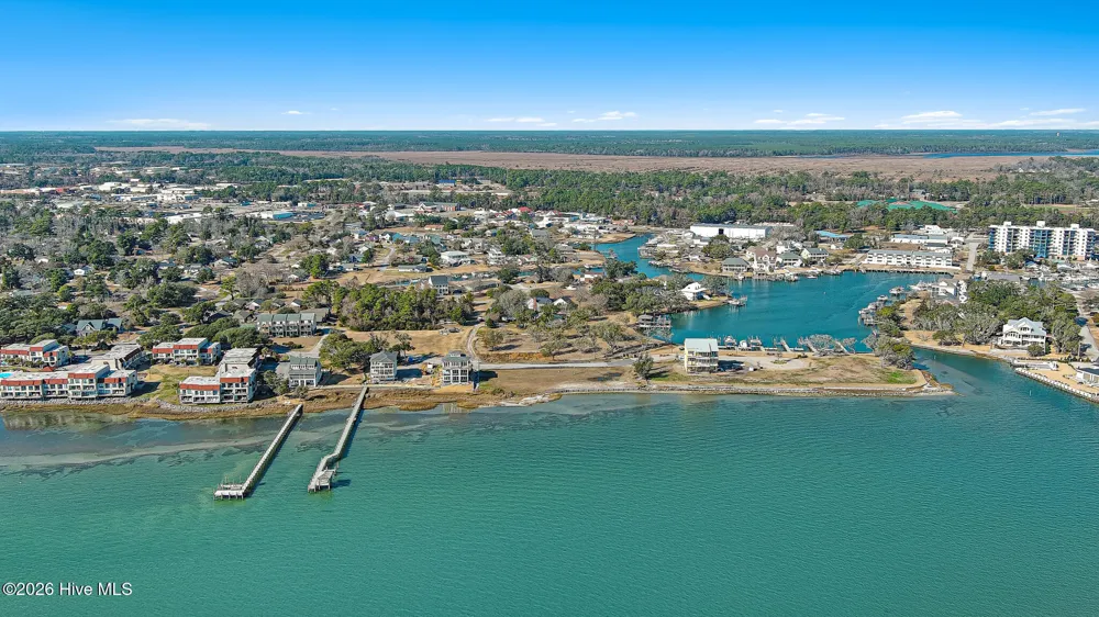4729 S Shore Drive Morehead City, NC 28557
