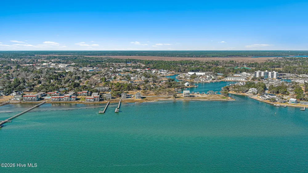 4729 S Shore Drive Morehead City, NC 28557