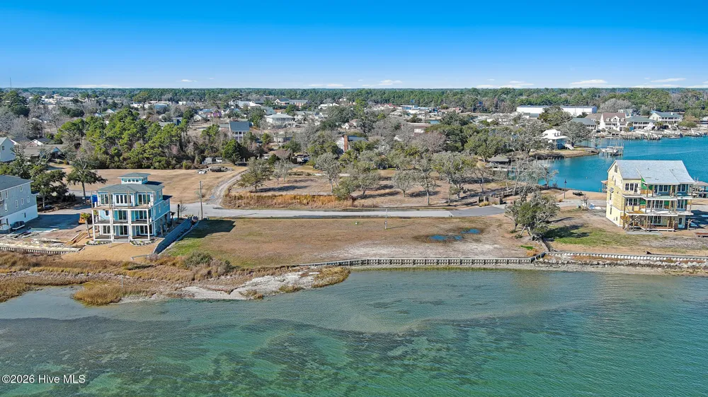 4729 S Shore Drive Morehead City, NC 28557