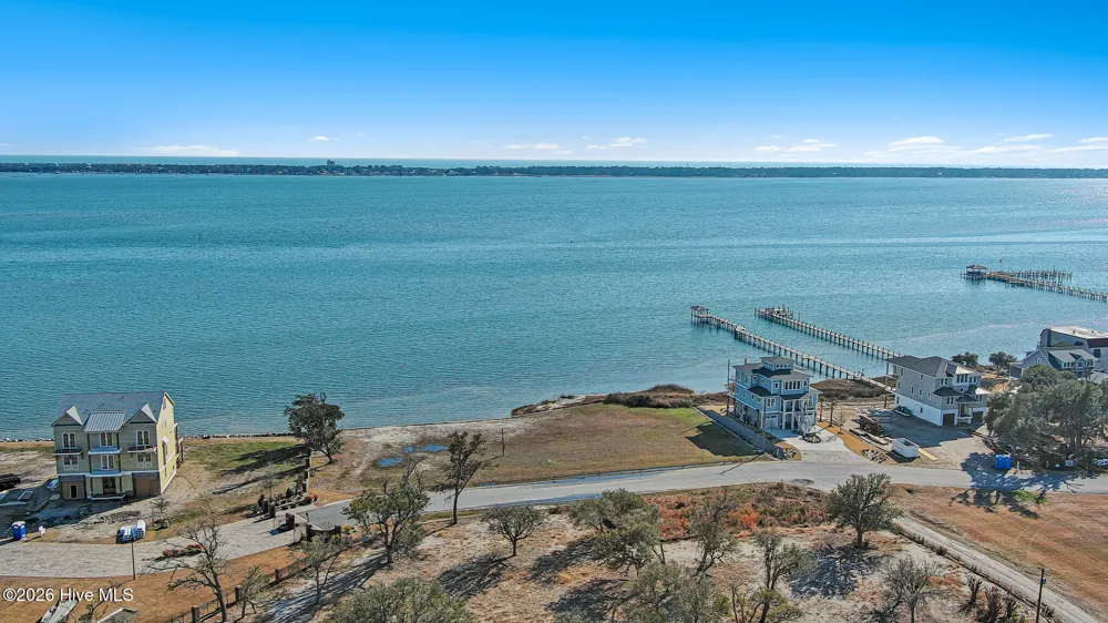 4729 S Shore Drive Morehead City, NC 28557