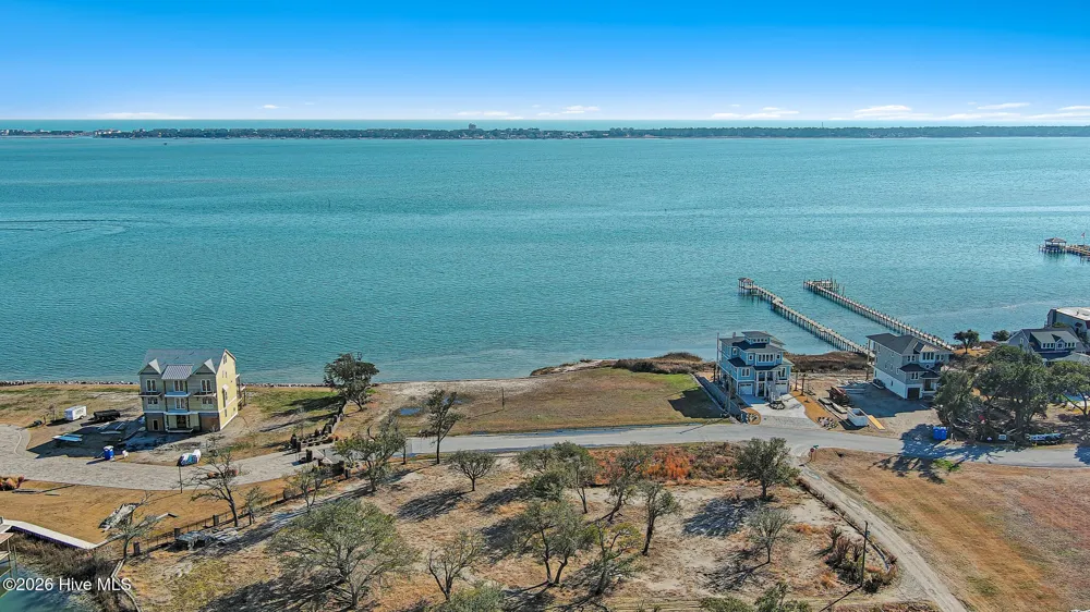 4729 S Shore Drive Morehead City, NC 28557