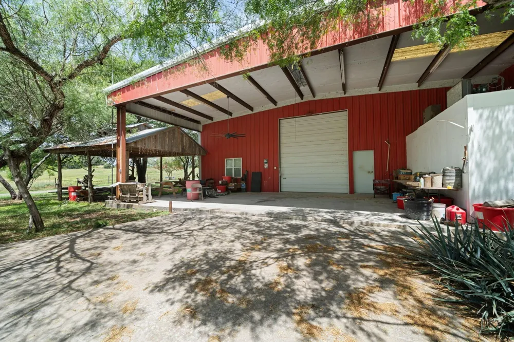 Sh 159 La Grange, TX 78945