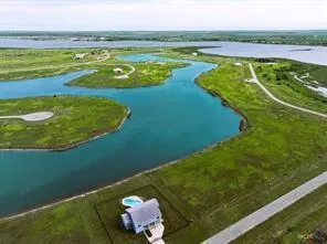 36 Redfish Retreat Drive Port Lavaca, TX 77979